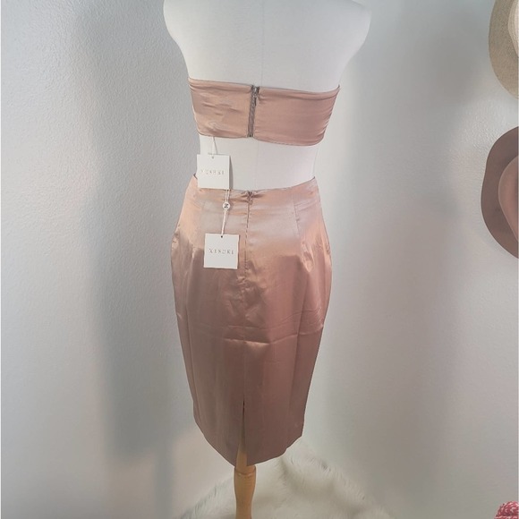 MESHKI ROSE GOLD SATIN COORDINATE NEW WITH TAGS SKIRT & 2 TOPS WOMEN'S S… - Picture 12 of 13